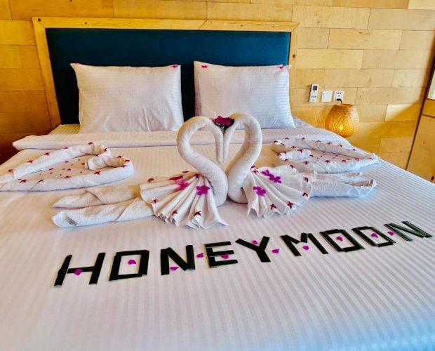 Superior Suite with Sea View-2